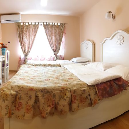 Leaganul Bucovinei Guest House Suceava Exterior photo