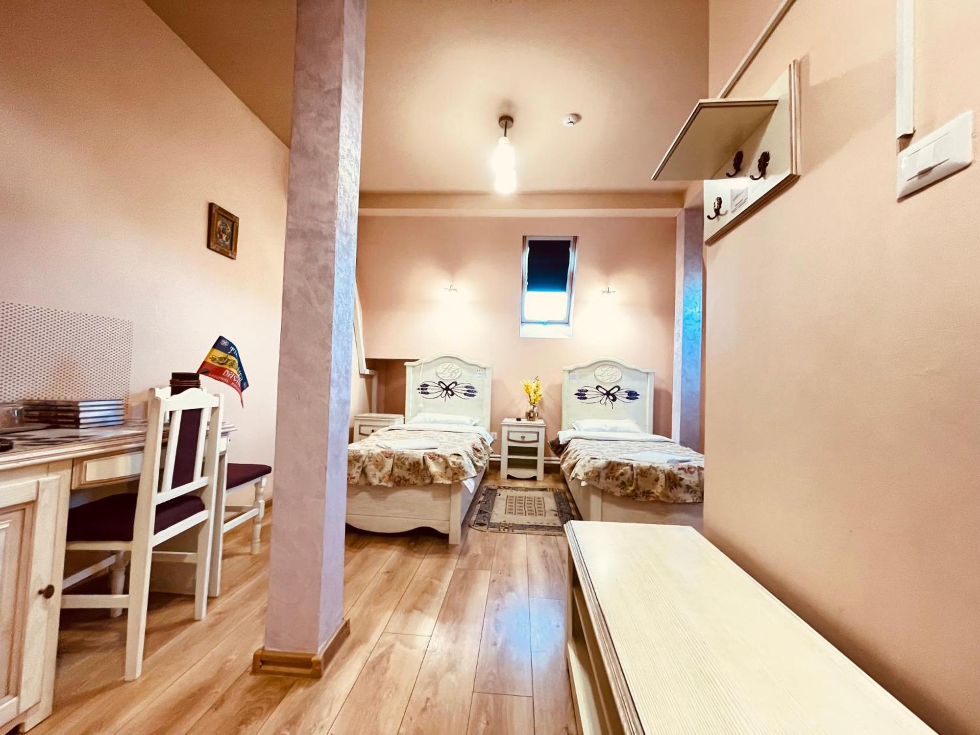 Leaganul Bucovinei Guest House Suceava Room photo