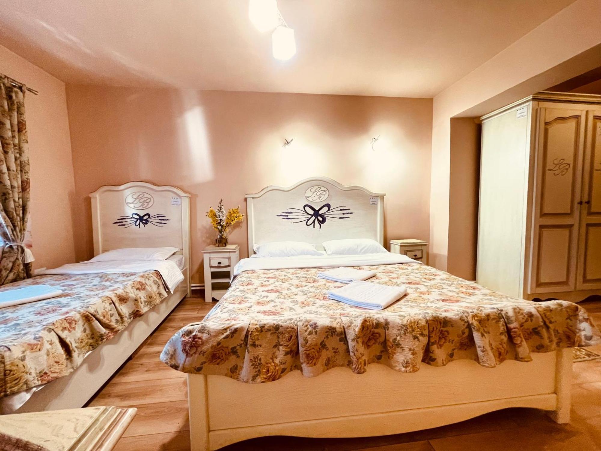 Leaganul Bucovinei Guest House Suceava Room photo