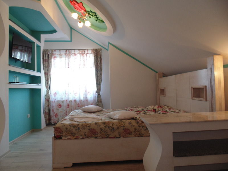 Leaganul Bucovinei Guest House Suceava Exterior photo